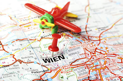 Uma viagem de avião por 3 latas Uma viagem de avião por 3 latas