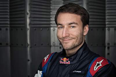 Česká letka Red Bull Flying Bulls ve vzduchu na akci, Jan Tvrdík