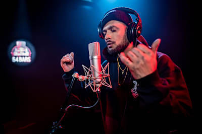 Ikka in the Red Bull 64 Bars studio