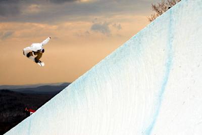 Boarder flying high at the Burton US Open 2012