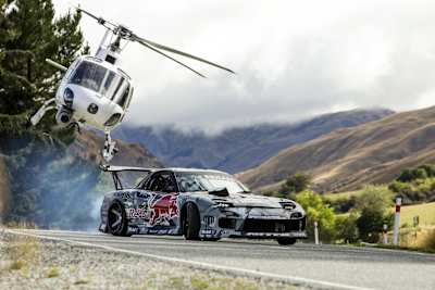 Mad Mike Whiddett drifting