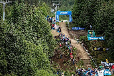 Sam Hill during finals at the Ft William MTB World Cup, Scotland in 2014.