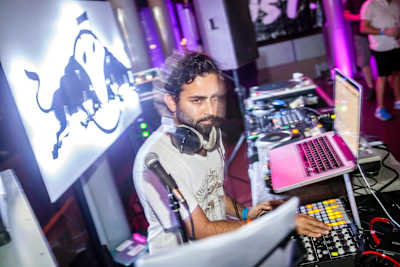 Zahed Sultan