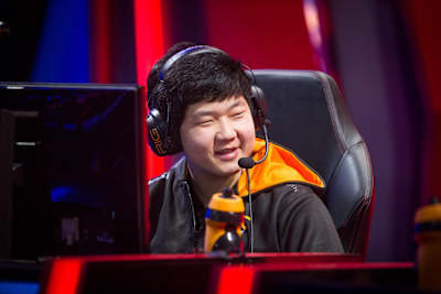 Fnatic's Huni looking pleased at EU LCS