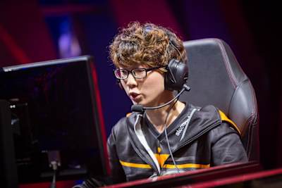 Fnatic's jungler ReignOver at work in EU LCS