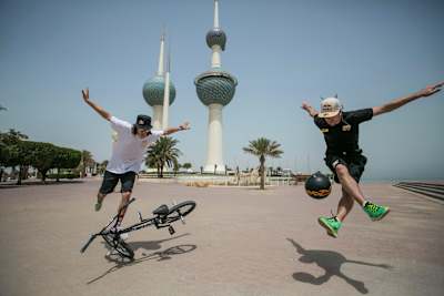 Sean Garnier & Viki Gomez rock in Kuwait