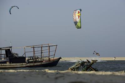 Christophe Tack kitesurfing