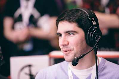 Scar at the commentary desk