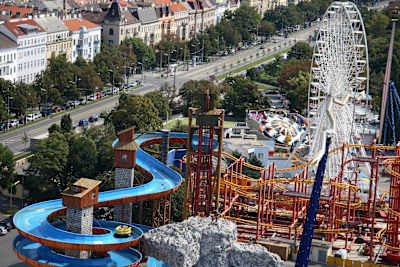 A famosa montanha russa de Viena