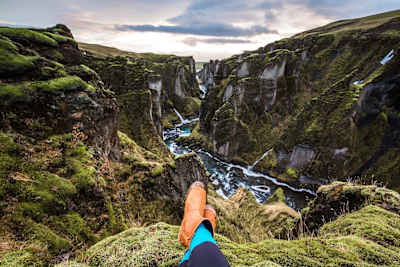 İzlanda manzarasına karşı... İzlanda manzarasına karşı...