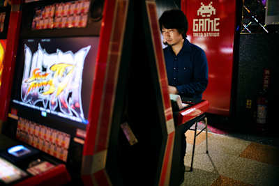 おとなしい表情のウメハラだが、プレイ中は「The Beast」と化す