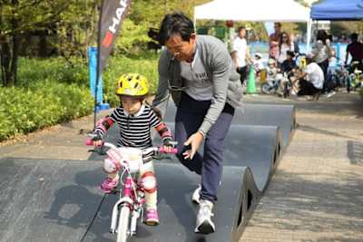 家族で楽しめるPUMP TRACK