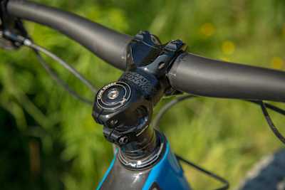 Santa Cruz carbon fibre handlebar