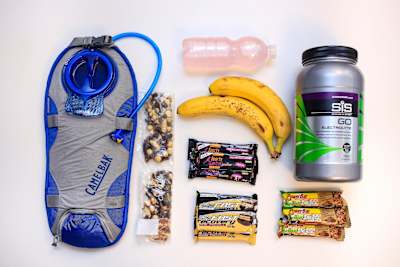 Les provisions d'un pilote WRC dans sa voiture en rallye
