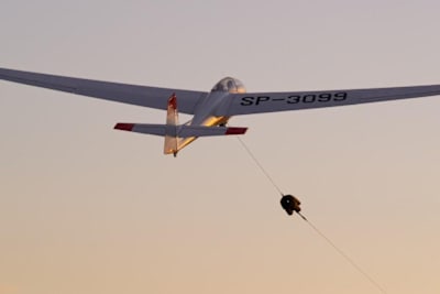 Start Bociana za wyciągarką