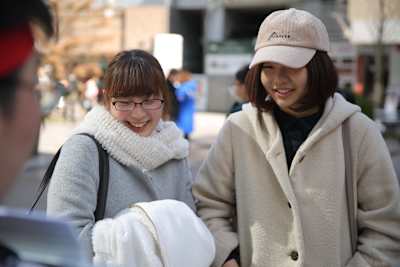 みあんさん（写真左）と、みれいさん（写真右）は、イマドキの女子大生。