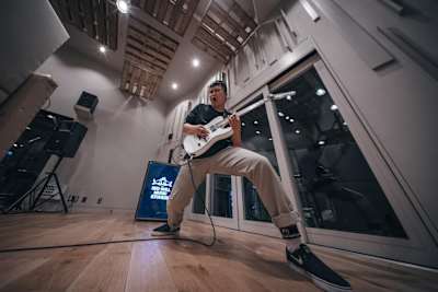 血肉果汁機，吉他手阿霖