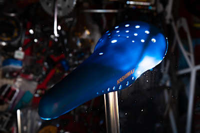 KASHIMAXの MX レーシングサドル