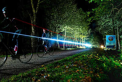 Participantes durante la carrera Red Bull Timelaps.