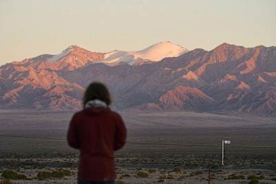 Ultra Gobi’s racetrack seen in the shadow of the Tibetan Plateau