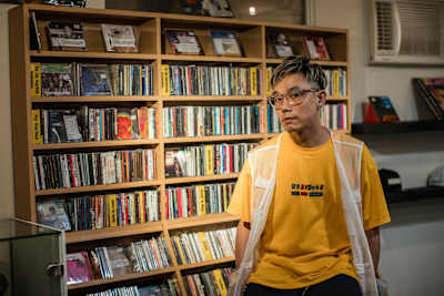 不可思議的CD牆,超多不知道哪弄來的'90s唱片。 不可思議的CD牆,超多不知道哪弄來的'90s唱片。