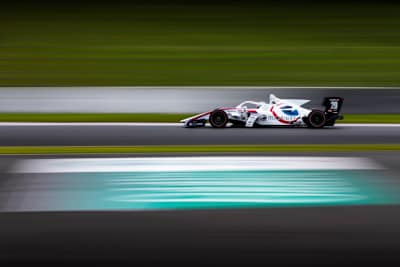 ITOCHU ENEX TEAM IMPUL SF19 20号車