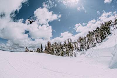 Mac Forehand skies in Mammoth Lakes, California, USA on 25 May, 2019.