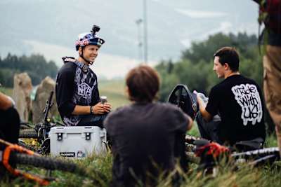 Uczestnicy Red Bull Bike Part w akcji