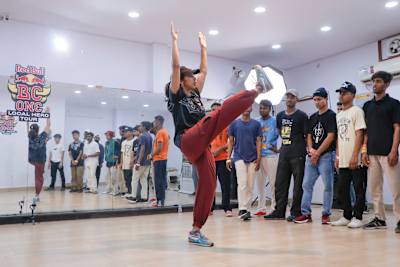 Jo conducting a workshop in Lucknow as part of the Red Bull BC One Local Hero Tour