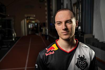 유럽으로 돌아온 ‘퍽즈’