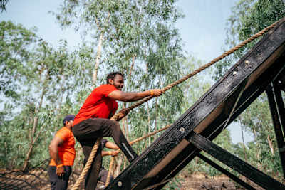 Participants during an obstacle at Wild Warrior
