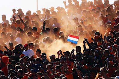 We Love Our Dutchies