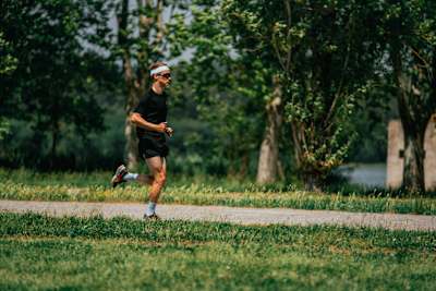 Courir plus vite: 5 conseils de Marten Van Riel