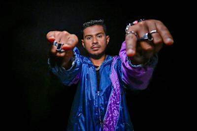Fejo in the Red Bull 64 Bars studio