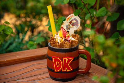 「瘋狂礦車」連動手機玩新「蕉」 