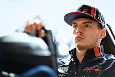 Verstappen je sjajan i u virtuelnim utrkama
