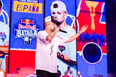 Bnet en Red Bull Batalla