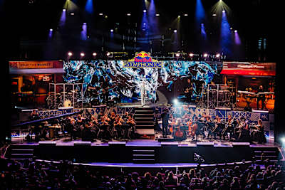 Asake combines the vibrant sound of Afrobeats with an orchestra