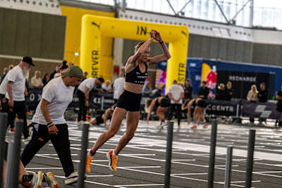 HYROX バーピーブロードジャンプ