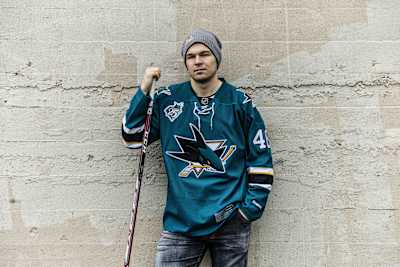 Le joueur de hockey sur glace Tomas Hertl.