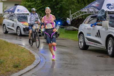 Hendrik Pfeiffer gibt auf den letzten Metern alles. Go, Hendrik!