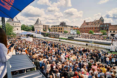 The crowd in Kortrijk