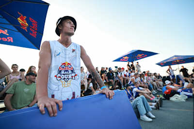 Учасник під час Національного фіналу Red Bull Half Court 2025 у Києві, Україна.