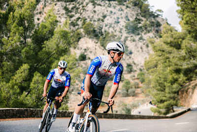 Das neue Trikotdesign wurde vom Thema "Fliegen" inspiriert.