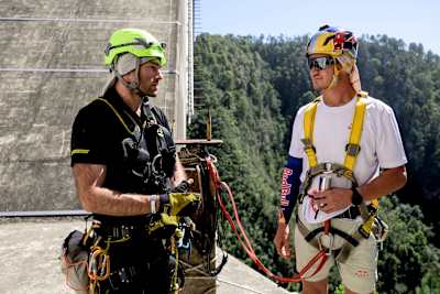 Richard Lievaart, head of rigging and safety, with Thomas
