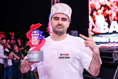 2025-ci il Red Bull Dance Your Style qalibi 9 avqust 2025-ci il tarixində Bakı, Azərbaycan şəhərində kubokla qələbəsini qeyd edir