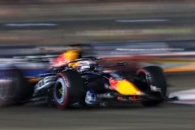 F1