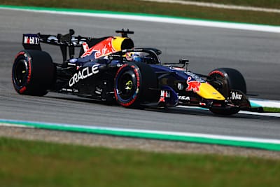 Max Verstappen osigurao je svoju prvu pole poziciju sezone 2026. u Sepangu.