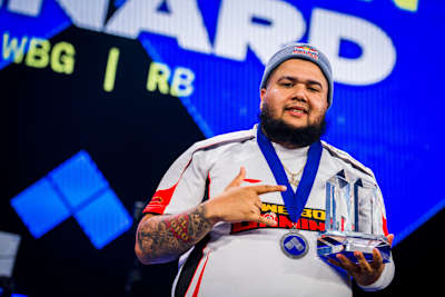 「EVO 2026」で優勝した際のMenaRD。「EVO」と「EVO Japan」にて、それぞれ2度の優勝（連覇）の偉業を成し遂げた。