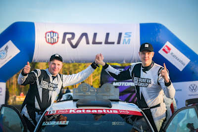 Jarno Ottman and Vatanen celebrate success in Finland